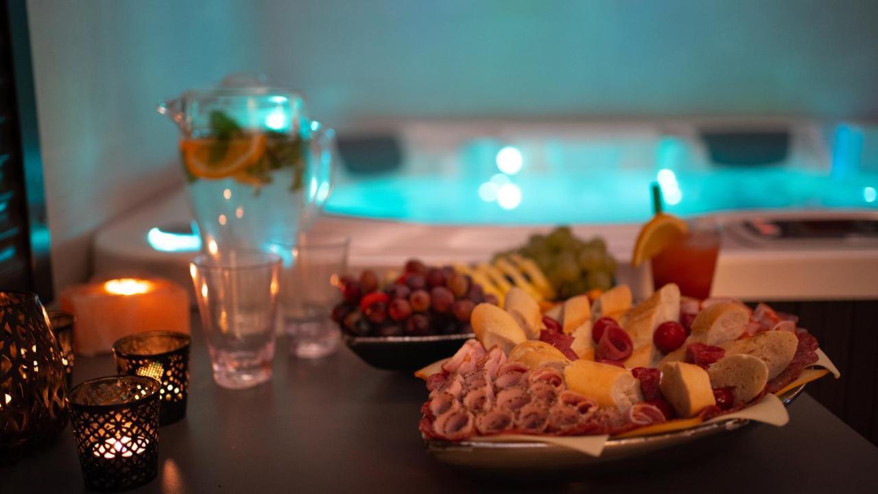 Wellness Relax - Luxusni Hotel Prague Ngoại thất bức ảnh