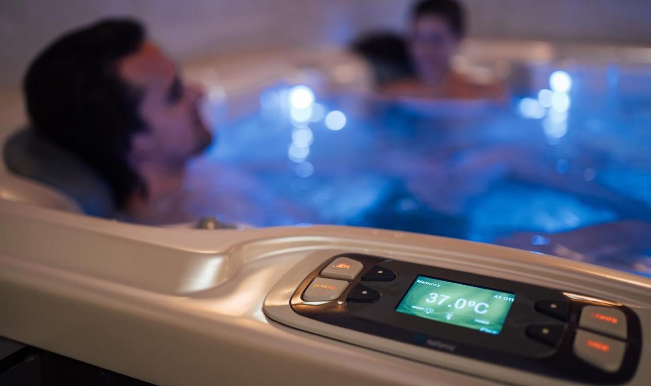 Wellness Relax - Luxusni Hotel Prague Ngoại thất bức ảnh
