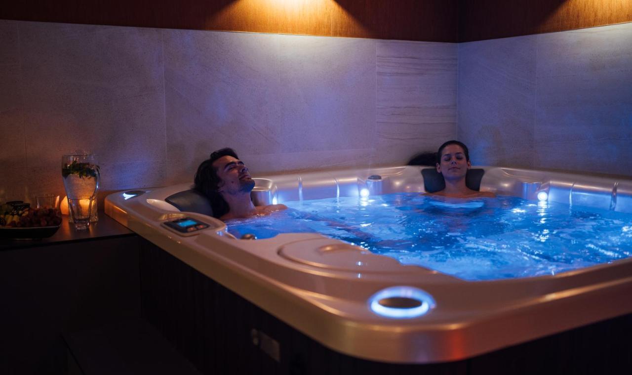 Wellness Relax - Luxusni Hotel Prague Ngoại thất bức ảnh